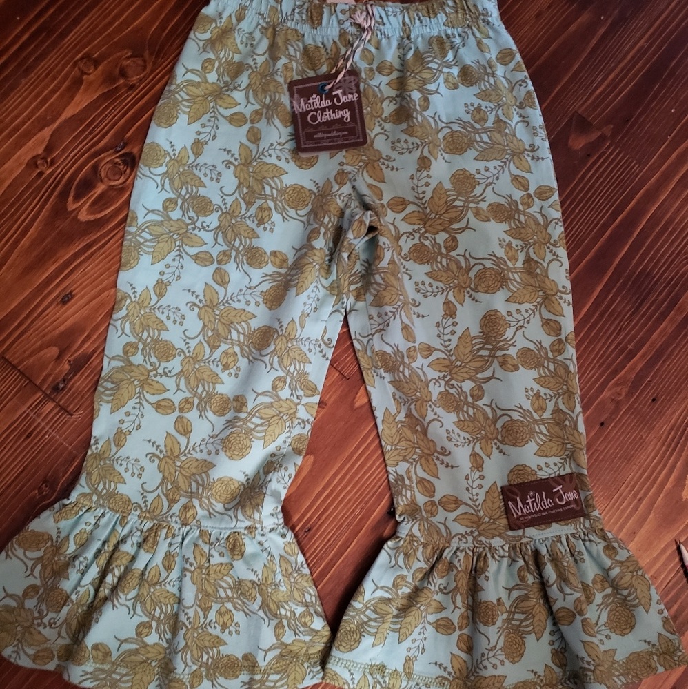 Boutique bottoms